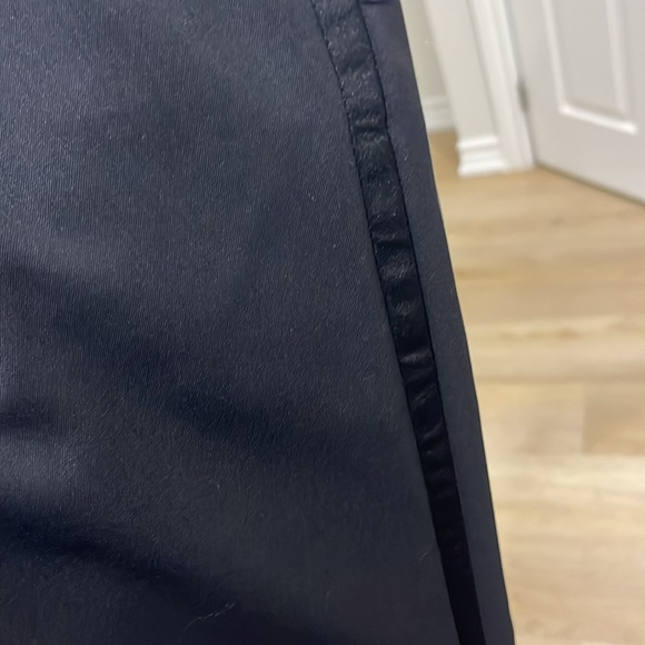 Hugo Boss full tuxedo. Jacket 40 R pants pants 34R - Picture 6 of 8